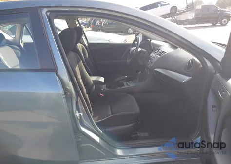 2013 Mazda Mazda3 I Touring z USA, uszkodzony, nr VIN JM1BL1L74D1711196